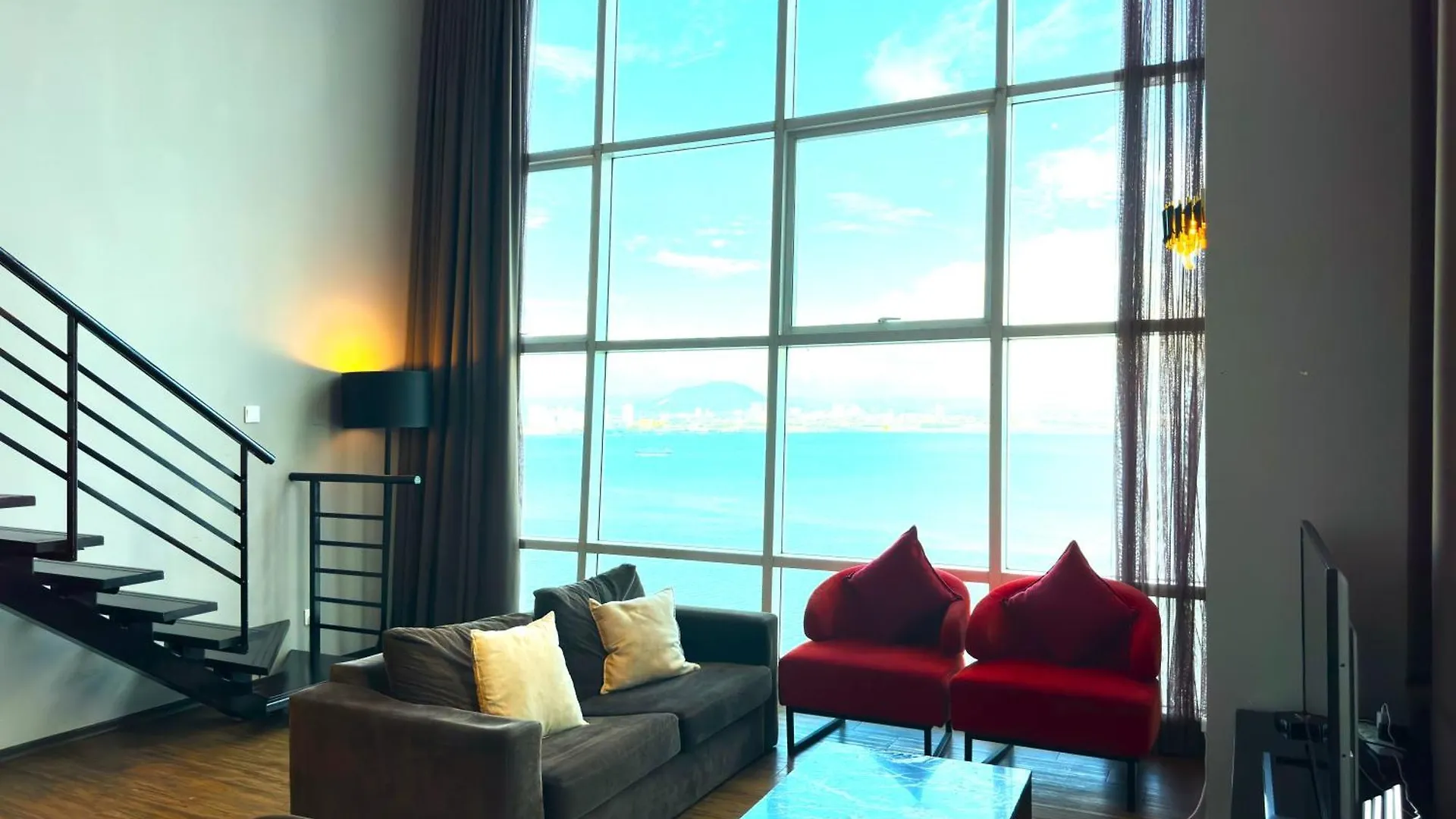 Happysty By Golden Hour Maritime Suite George Town 0*,