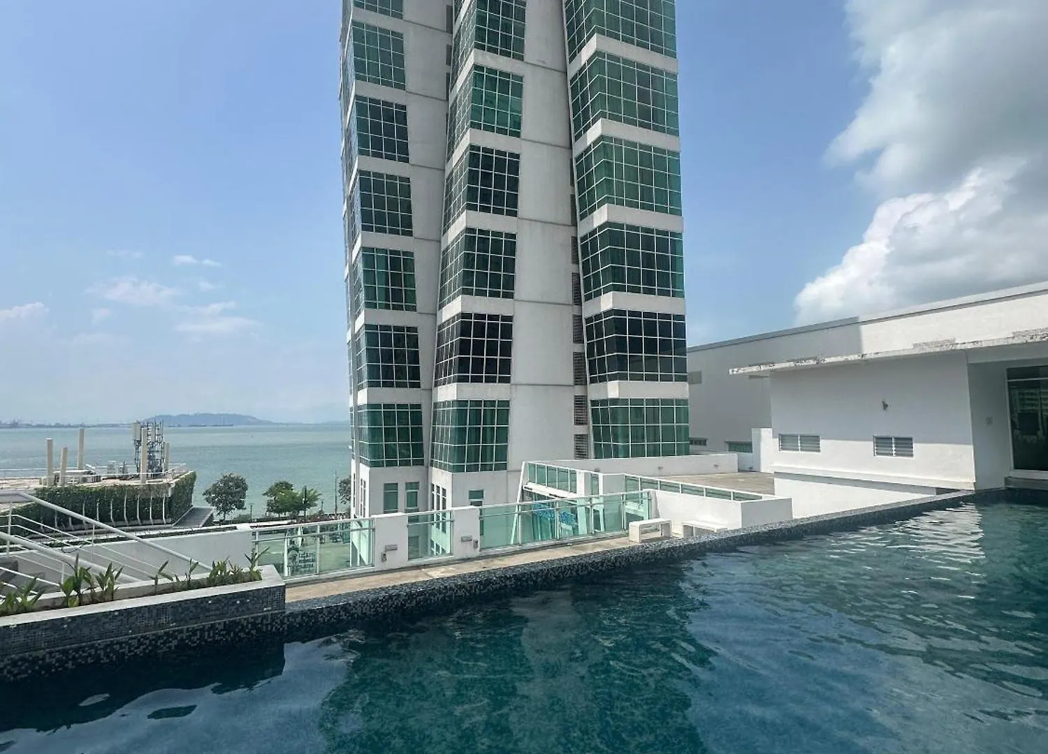 Happysty By Golden Hour Maritime Suite George Town